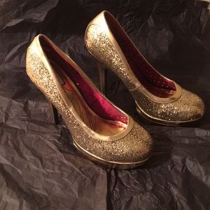 Baby Phat Glittery Gold Stilettos!!